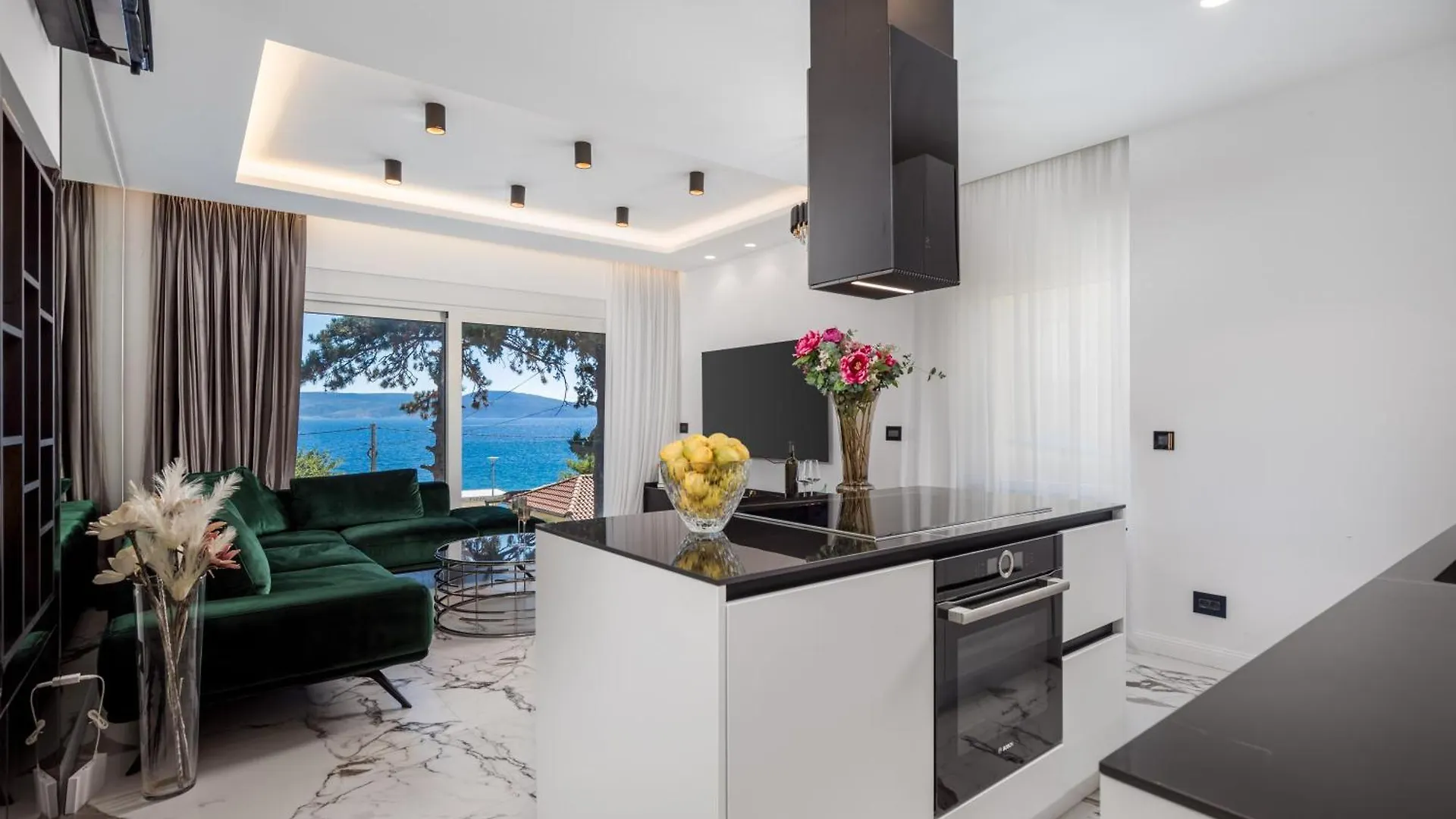 Rocky Beach Rooms Novi Vinodolski