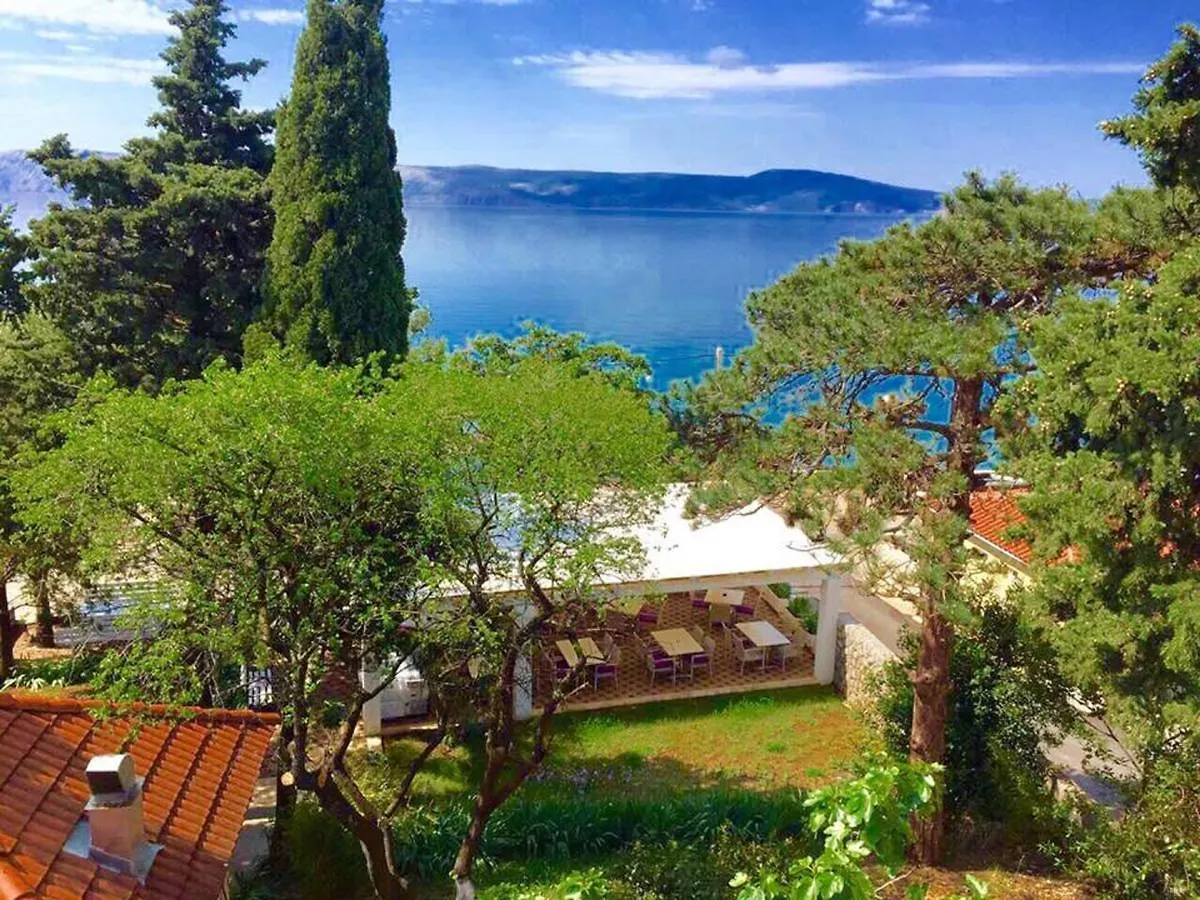 Rocky Beach Rooms Novi Vinodolski 4*,